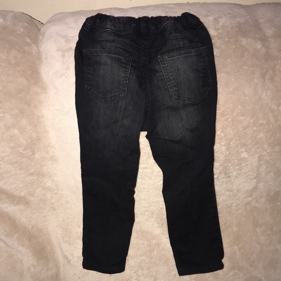 H&M US 2T black jeans with stretchy waist 2 back pockets 💕 - Picture 4 of 4